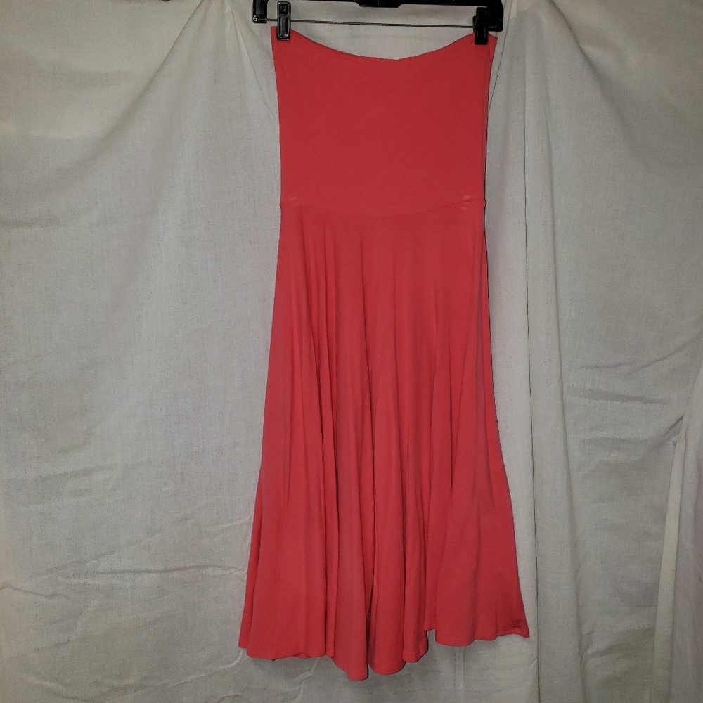Casual jersey knit strapless dress
